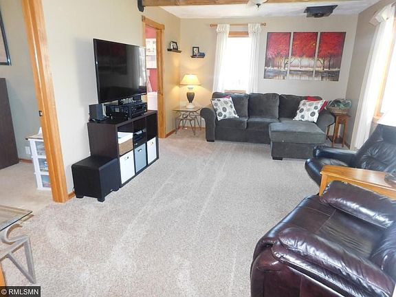 5th image of 2078 13th Ave E