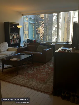 Rented by City Connections Realty | media 24