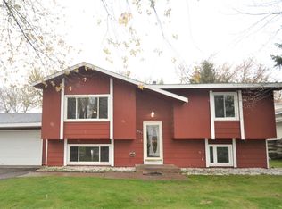 7902 Lad Pkwy, Brooklyn Park, MN 55443