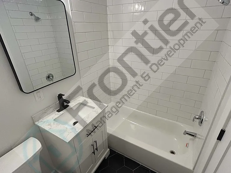 2315 Whirlpool St #1 — Photo 4