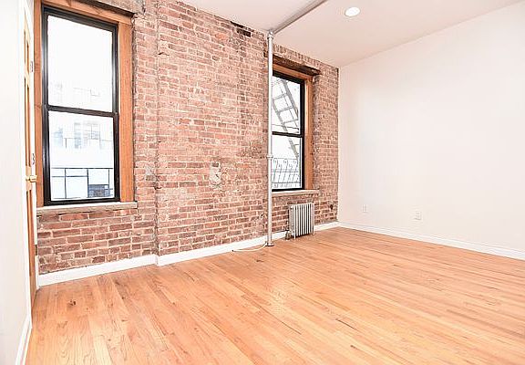 4th image of 212 E 122nd St APT 2E