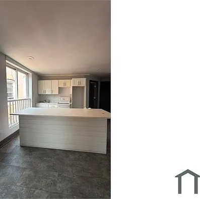 1126 Fteley Ave — Photo 4
