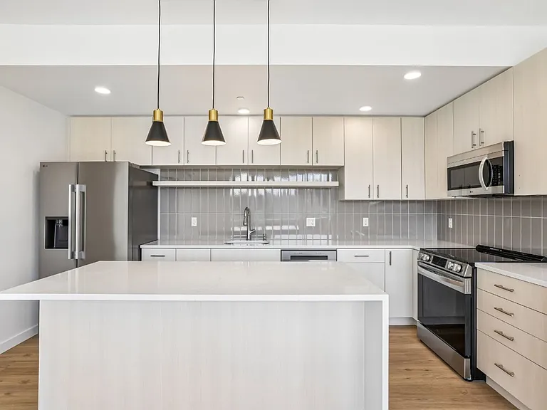 Brand-new 3-Bed, 2-Bath luxury single-level apartment! Bright, open-concept living with modern fi... — Photo 14