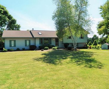 N69W26901 Hickory Chasm Dr, Lisbon, WI, 53089