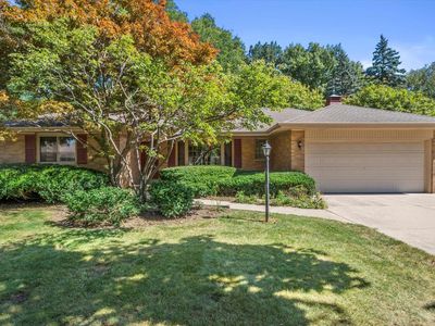 3046 South Stratton DRIVE, West Allis, WI, 53219