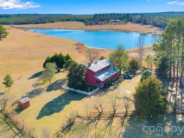 318 McFarlan Rd, Morven, NC 28119