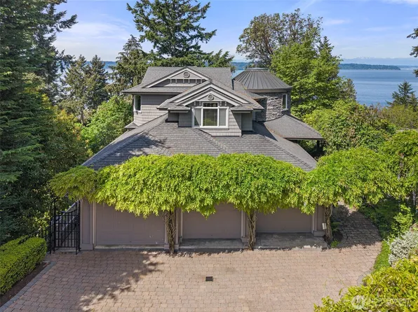 15889 25th Avenue SW, Burien, WA 98166