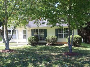 3903 Woodberry Lake Dr, Greensboro, NC 27455