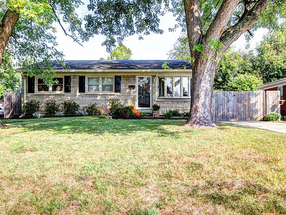 2nd image of 5411 Azalea Ln