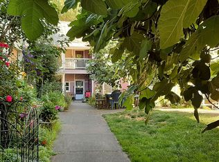 4453 SW 94th Ave, Portland, OR 97225