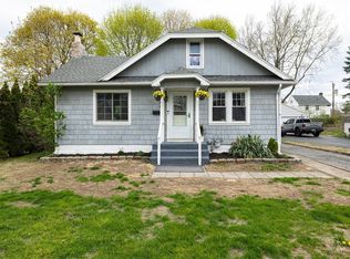 64 Adrian Rd, Rochester, NY 14622