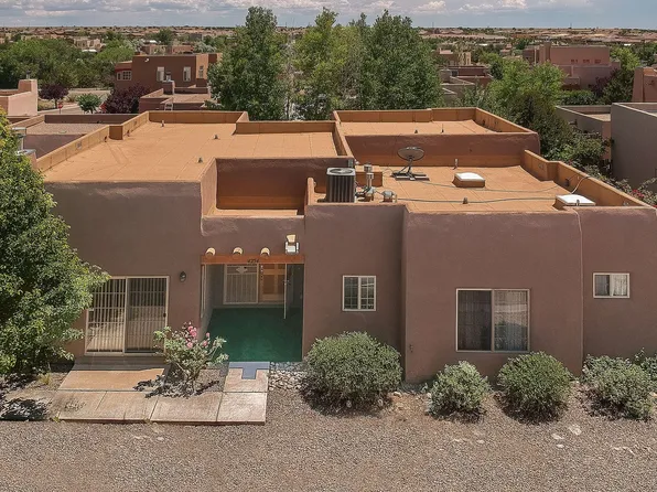 4254 Snow Bird, Santa Fe, NM 87507