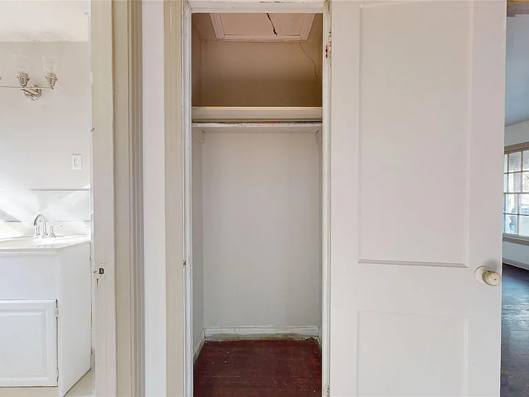 3826 Landa Ln — Photo 25