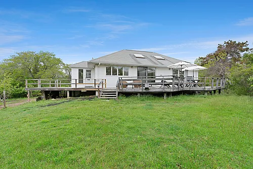 34 Seaside Ave Photo 1