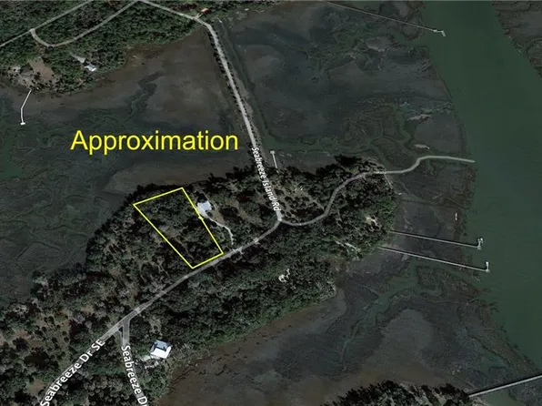 11 Seabreeze Dr SE, Darien, GA 31305