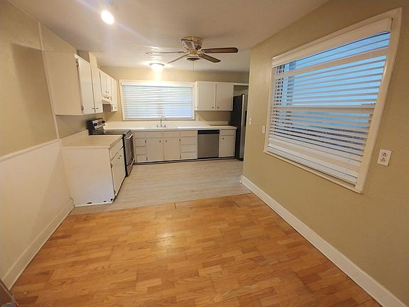 5th image of 3026 Cloudland Dr #A
