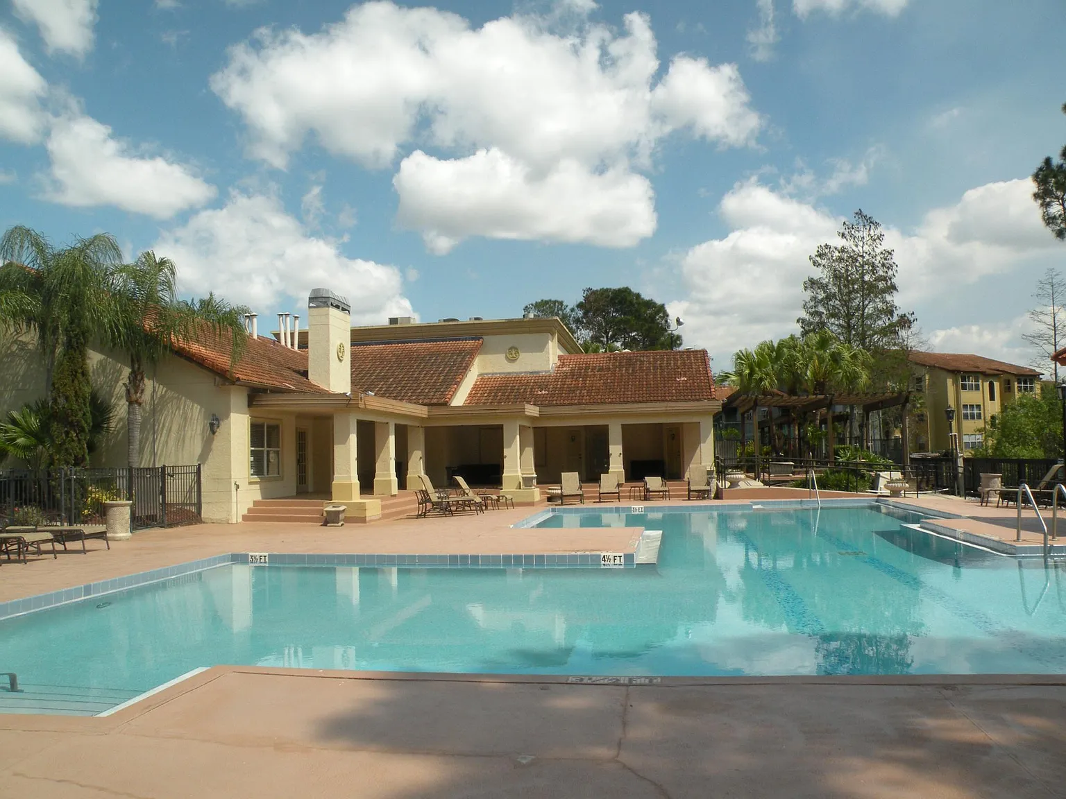 1 bed, 711 sqft, $1,200 — Photo 2