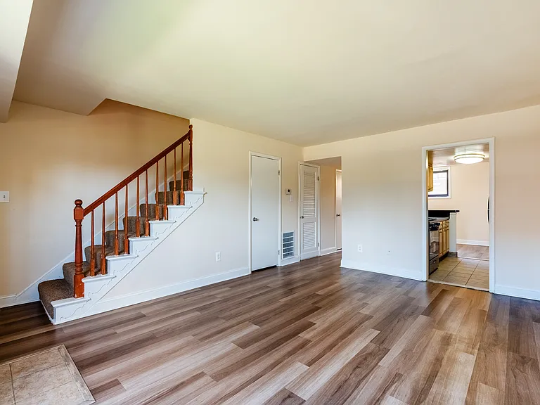 Takoma Landing — Photo 20