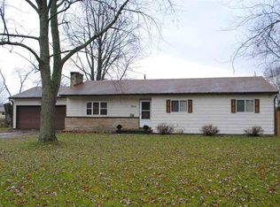 2916 Ridgeway Dr, Fort Wayne, IN 46816