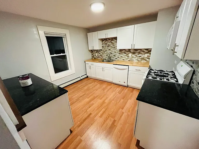116 Lawrence St #1REAR — Photo 4