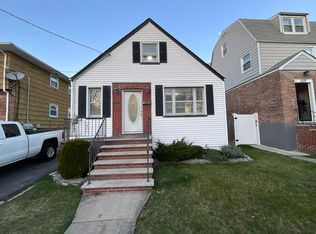 1015 Rivington St, Roselle, NJ 07203