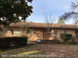 342 Palomino Dr, Eugene, OR 97401