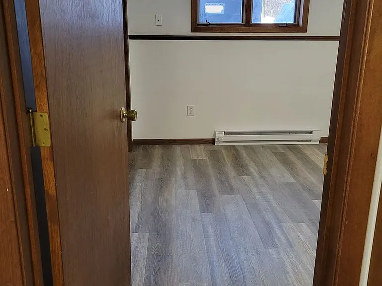 138 N Bay St — Photo 18