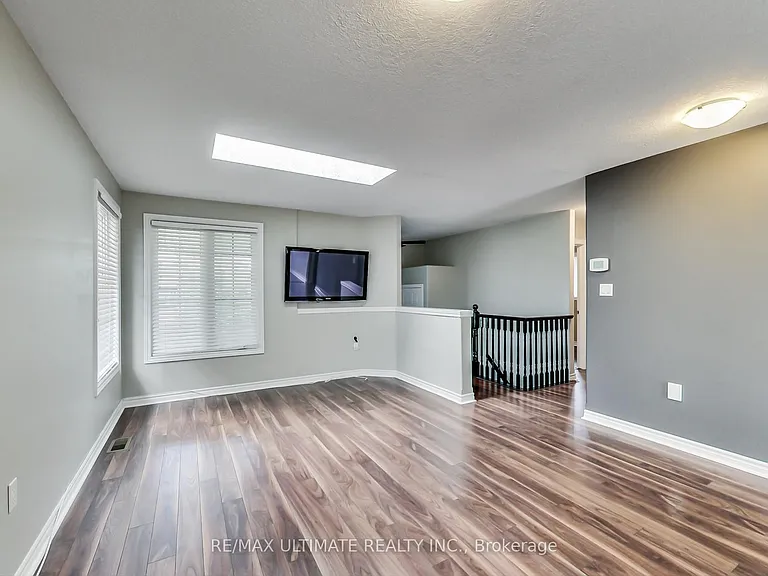 209 Dunsmore Ln #MAIN — Photo 5