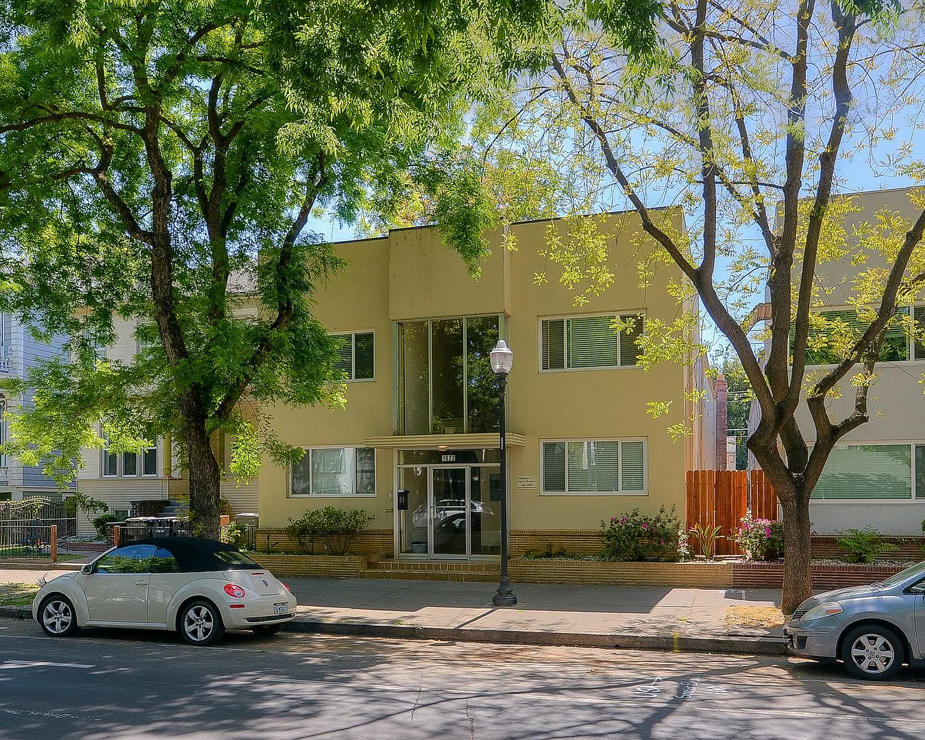 1822 N Street — Photo 1
