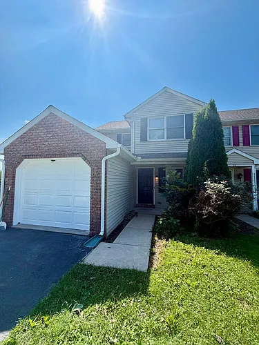 33 Park View Dr Photo 1