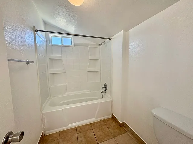 2344 Langhorn St — Photo 19