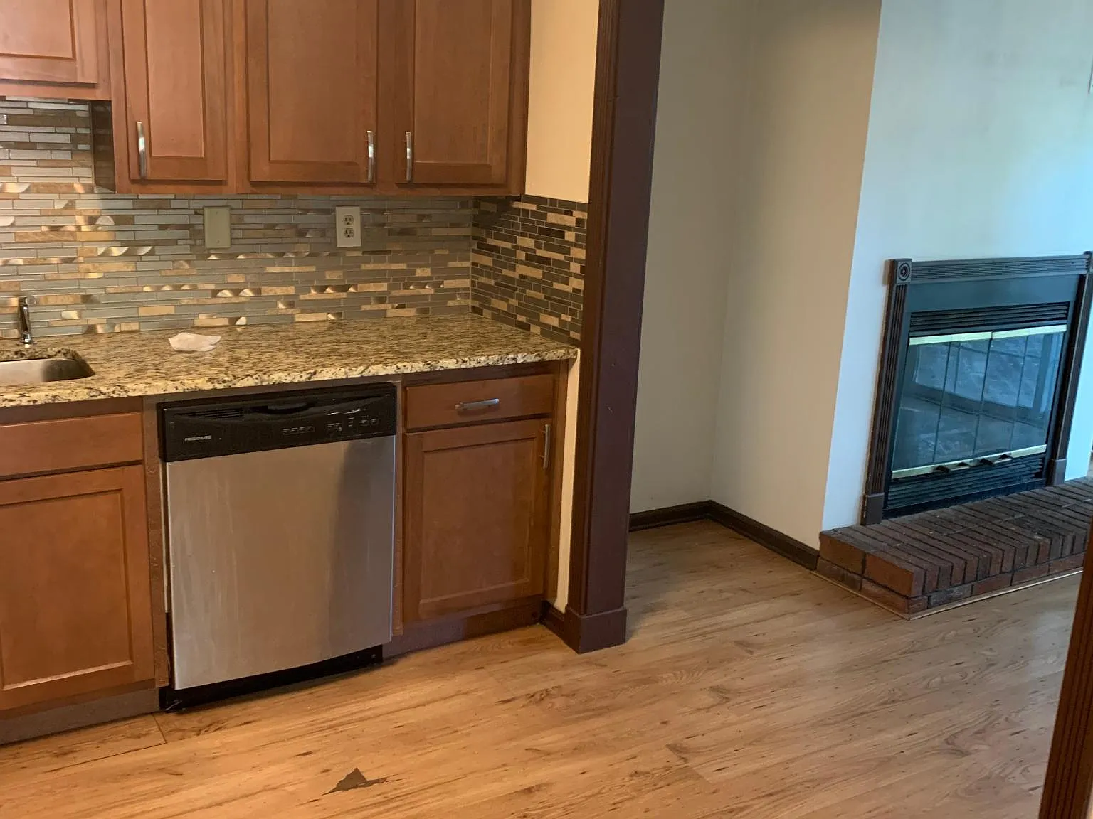 3 bed, 1.5 bath, 1500 sqft, $2,025 — Photo 1