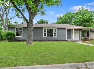 105 Moon St, Cleburne, TX 76033