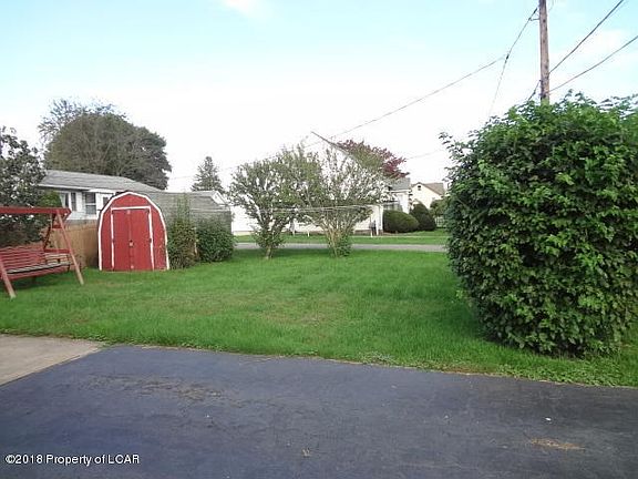 spacious yard