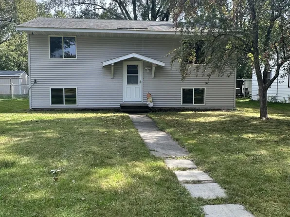 1212 11th Ave SE, Saint Cloud, MN 56304