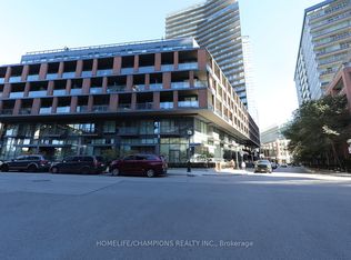 20 Bruyeres Mews #TOWNHOUSE 10, Toronto, ON M5V0G8