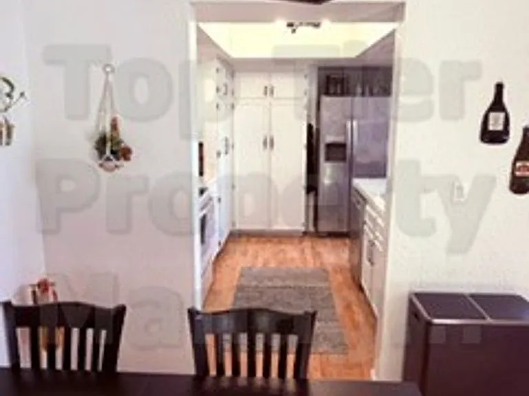 4271 Esperanza Way — Photo 5