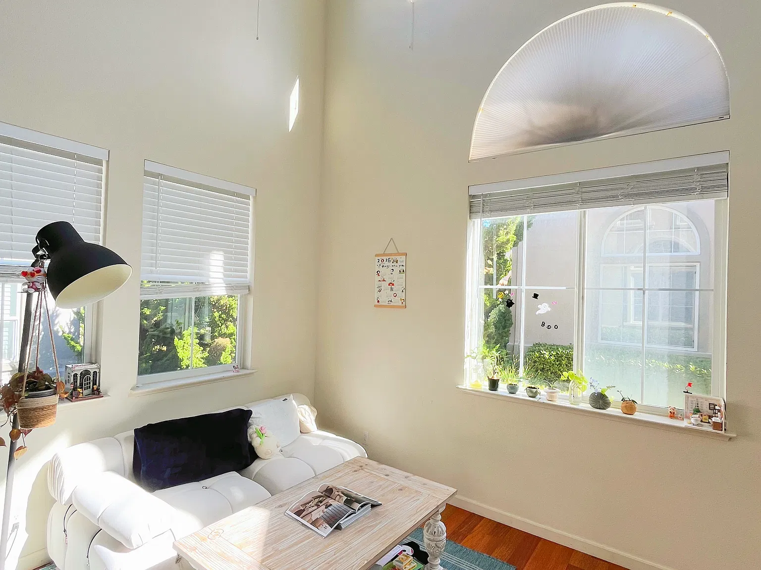 4 bed, 2077 sqft, $1,626 — Photo 2
