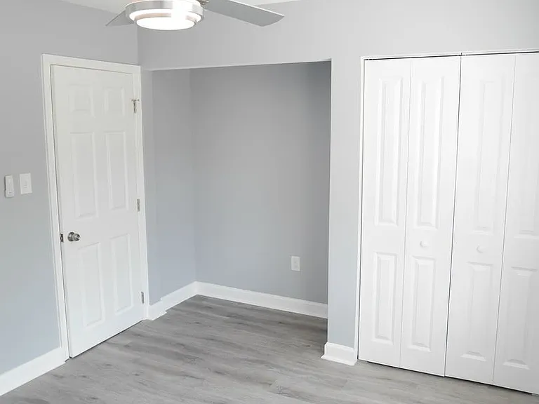 1128SMA — Photo 20
