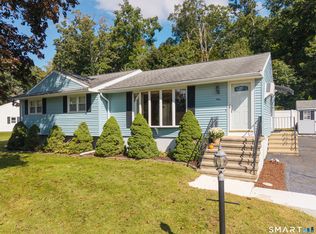 9 Robin Dr, East Haven, CT 06513