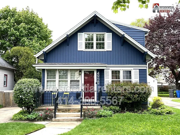 4929 N Hollywood Ave — Photo 1
