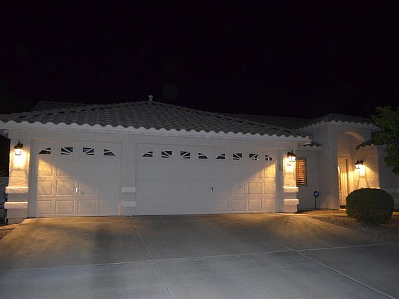 2nd image of 96 W Saddle Horse Ln