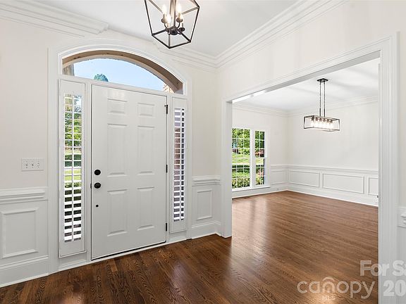 5th image of 11511 Essex Fells Dr