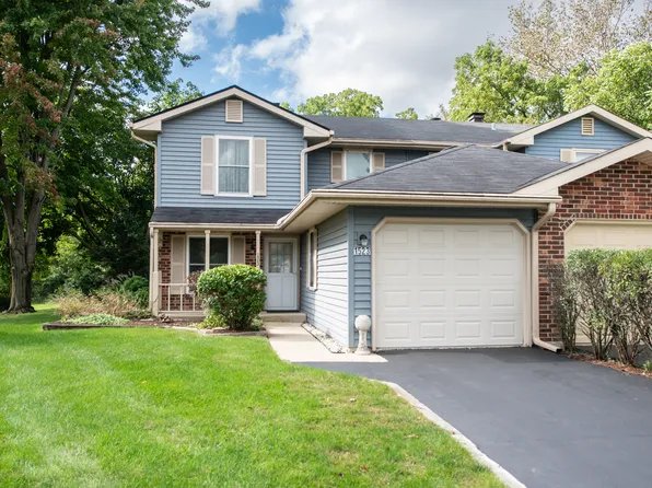 1523 Lighthouse Dr, Naperville, IL 60565