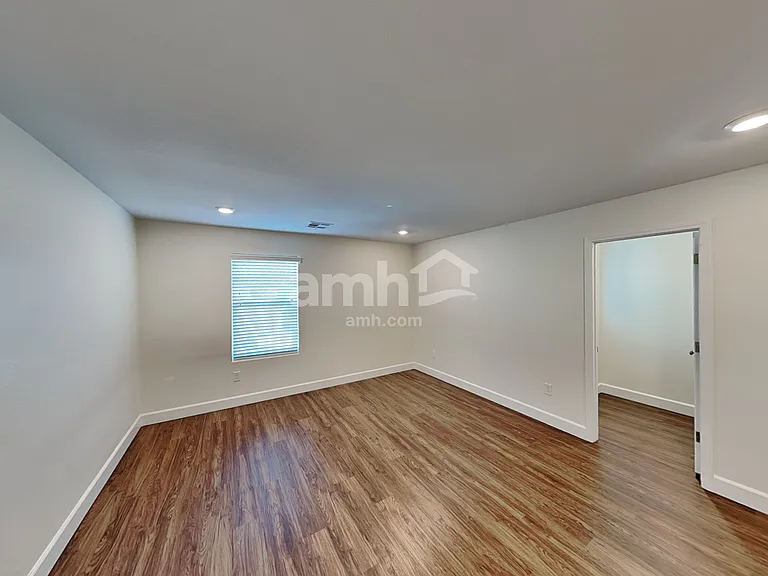 8163 Inhibition Ct — Photo 18