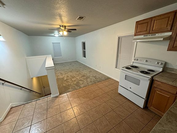 Kitchen/Living Room