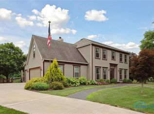 706 Grandview Ct, Elmore, OH 43416