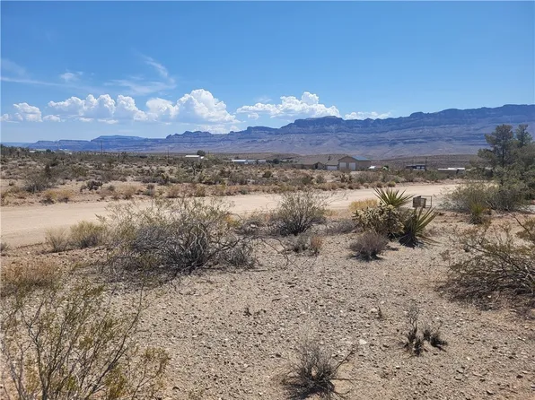 760 E Supai Dr, Meadview, AZ 86444