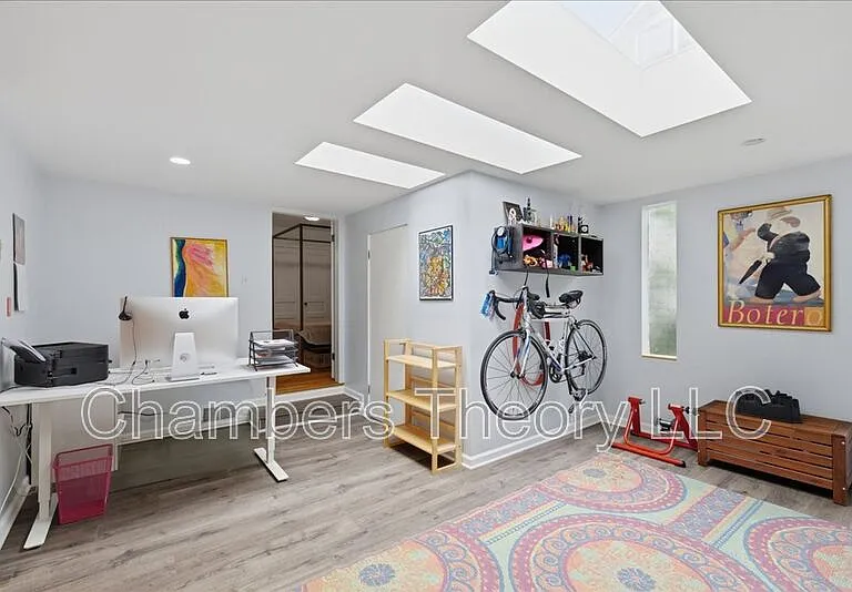 912 N Lexington St — Photo 18