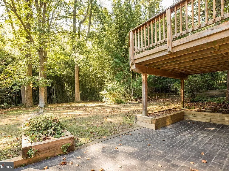 6710 Persimmon Tree Rd — Photo 33